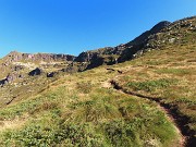 04 Superato il Passo di Marogella (1869 m) la salita prosegue  